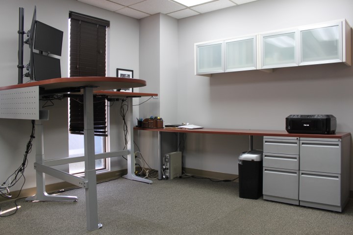 https://www.office.eco/images/ergonomic-office-furniture/ergonomic-office-furniture-10.jpg